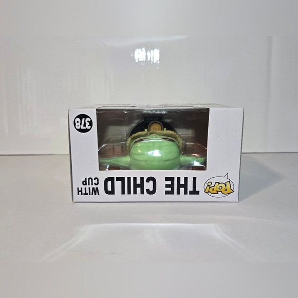 The Child With Cup Funko Pop! The Mandalorian Disney Star Wars Vinyl Figure - Picture 5 of 6